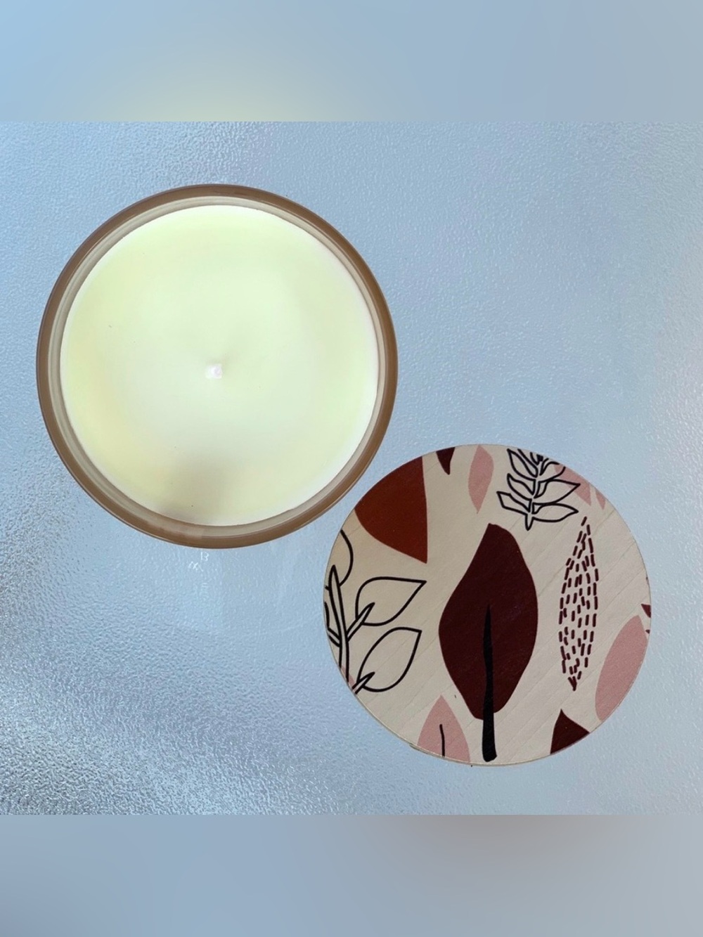 Rose & Oud Western Brook Scented Single Wick Beige Candle - Picture 6 of 9